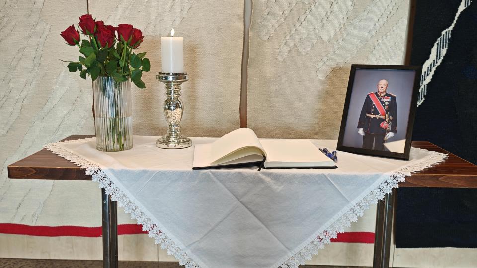 Lenke til artikkel: Rauma kommune hedrer kong Harald 